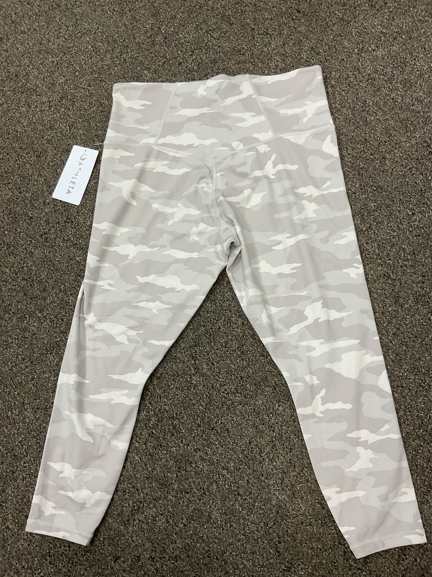 Athleta Size 1X Gray Pants Elation Camo 7/8" tight