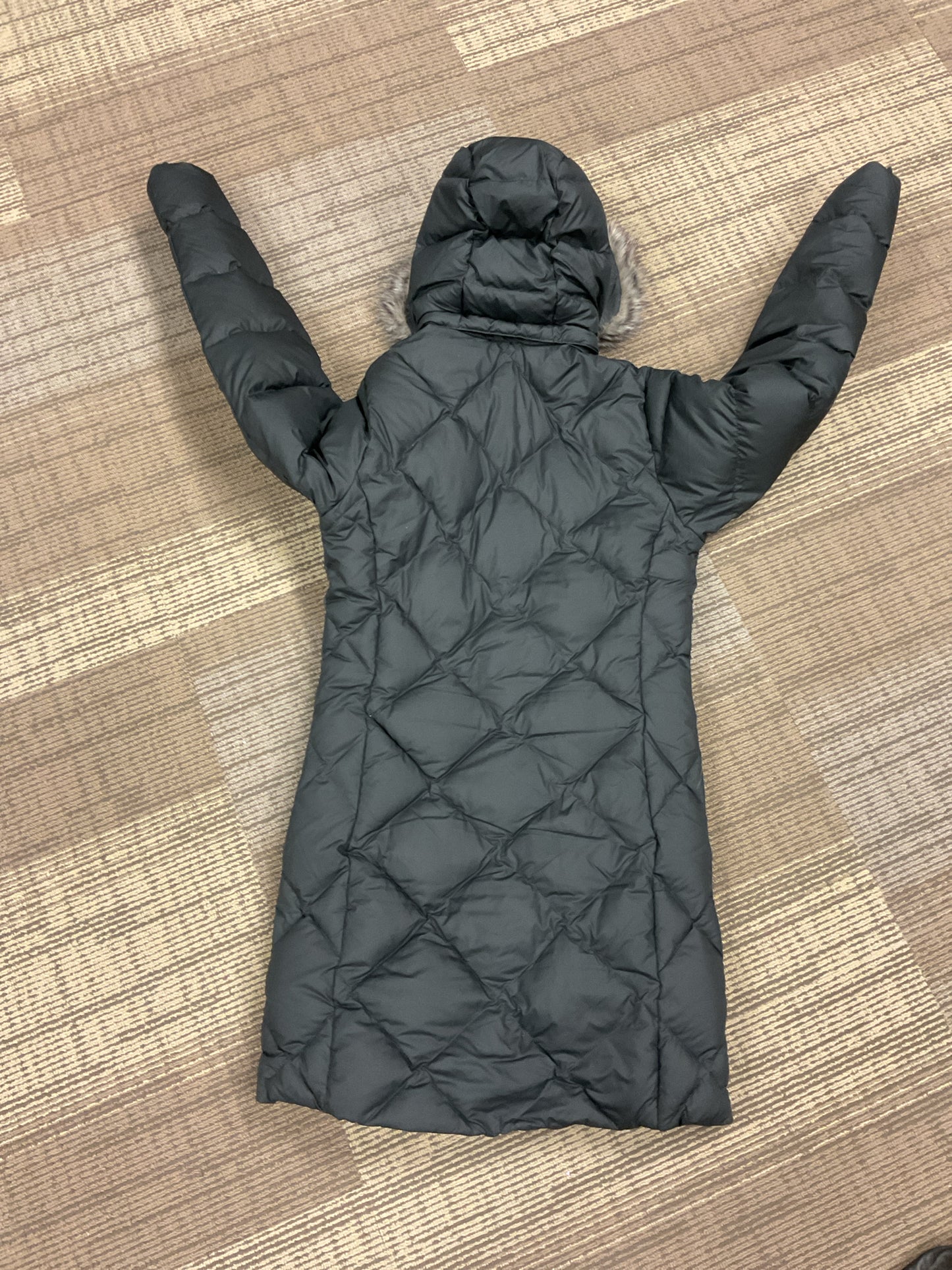 Columbia Size XS Black Coat Responsible down long NWT