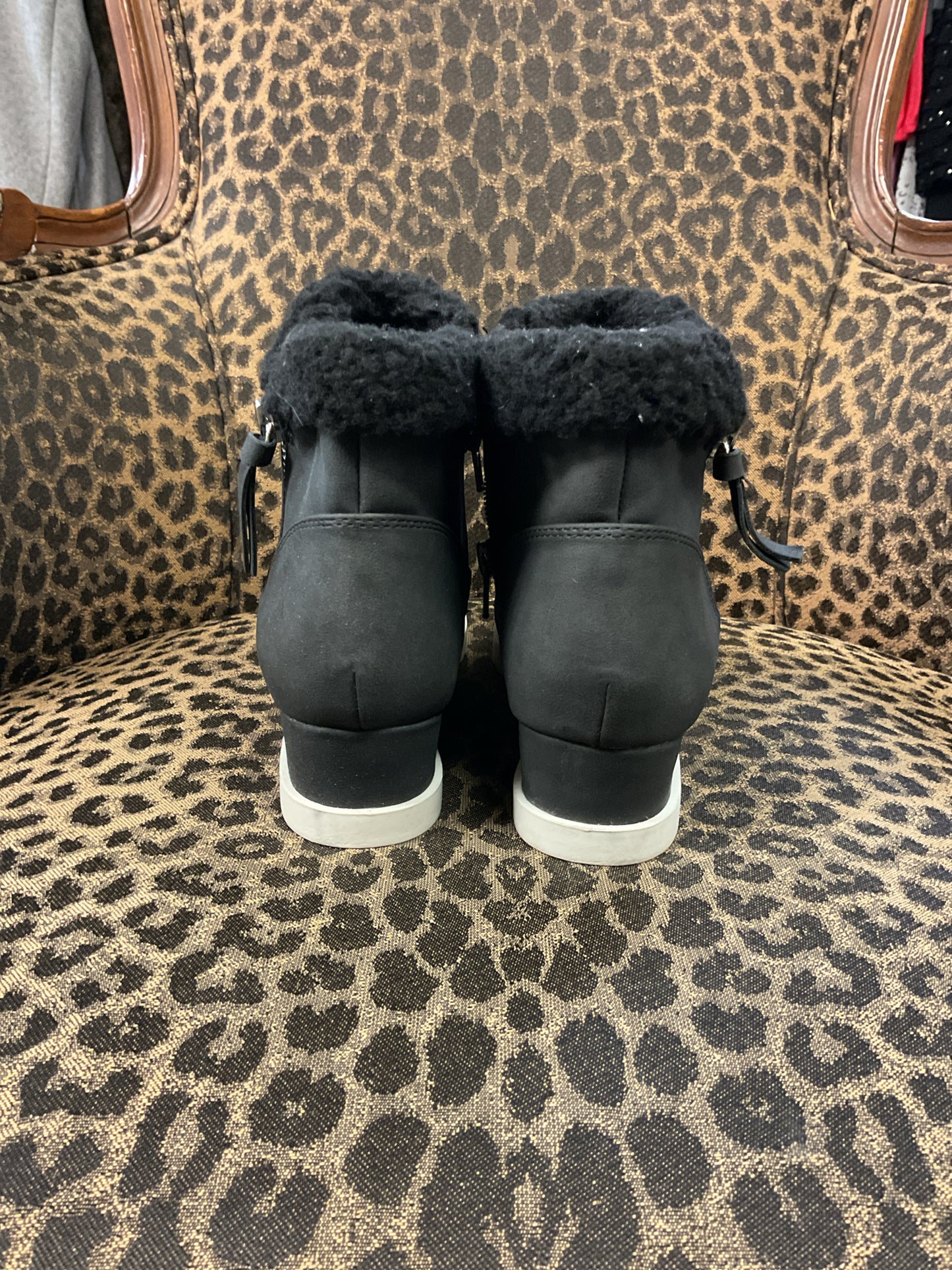 Style & Company 6.5 Black Boots