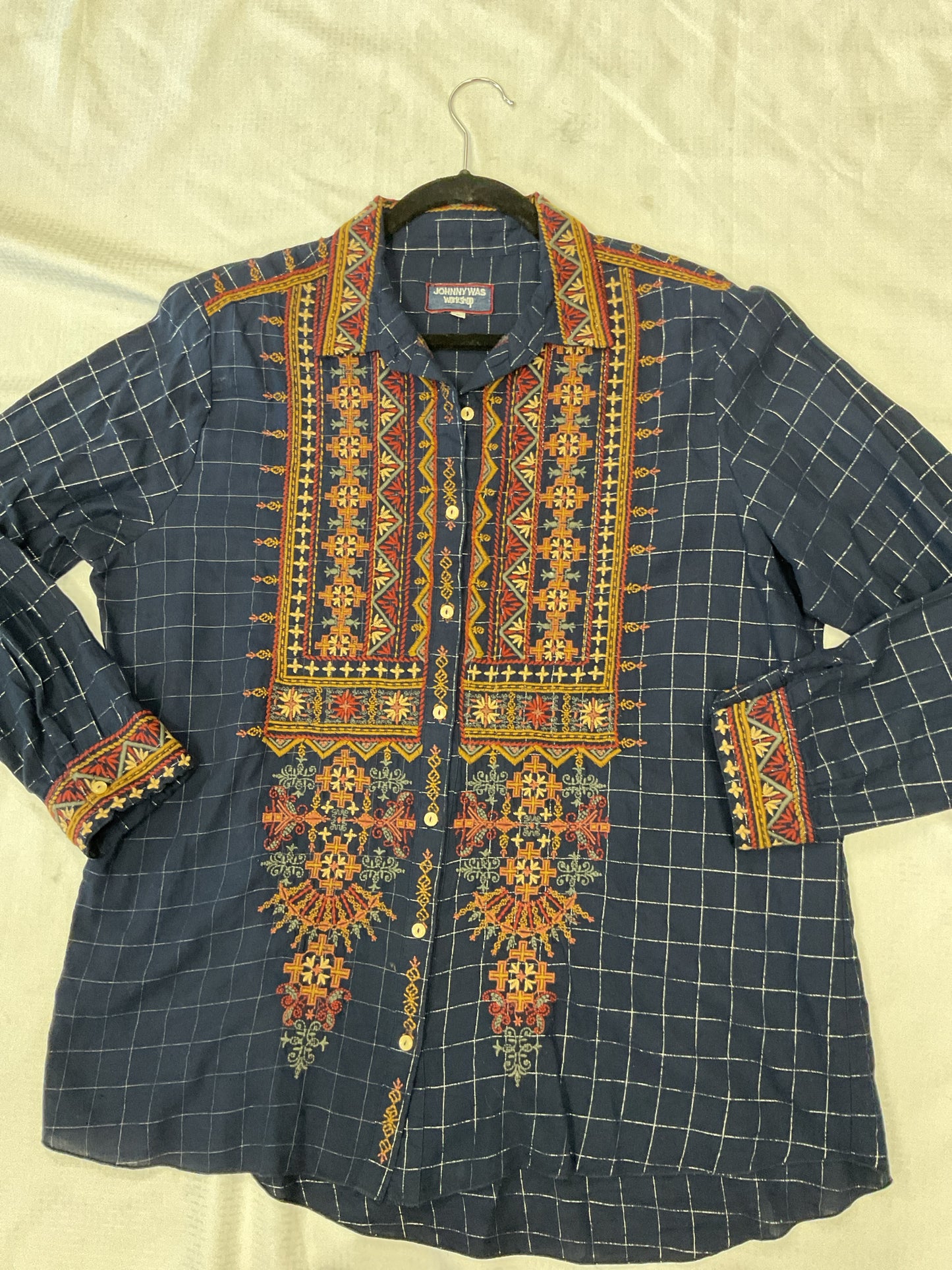 Johnny Was workshop L button down shirt