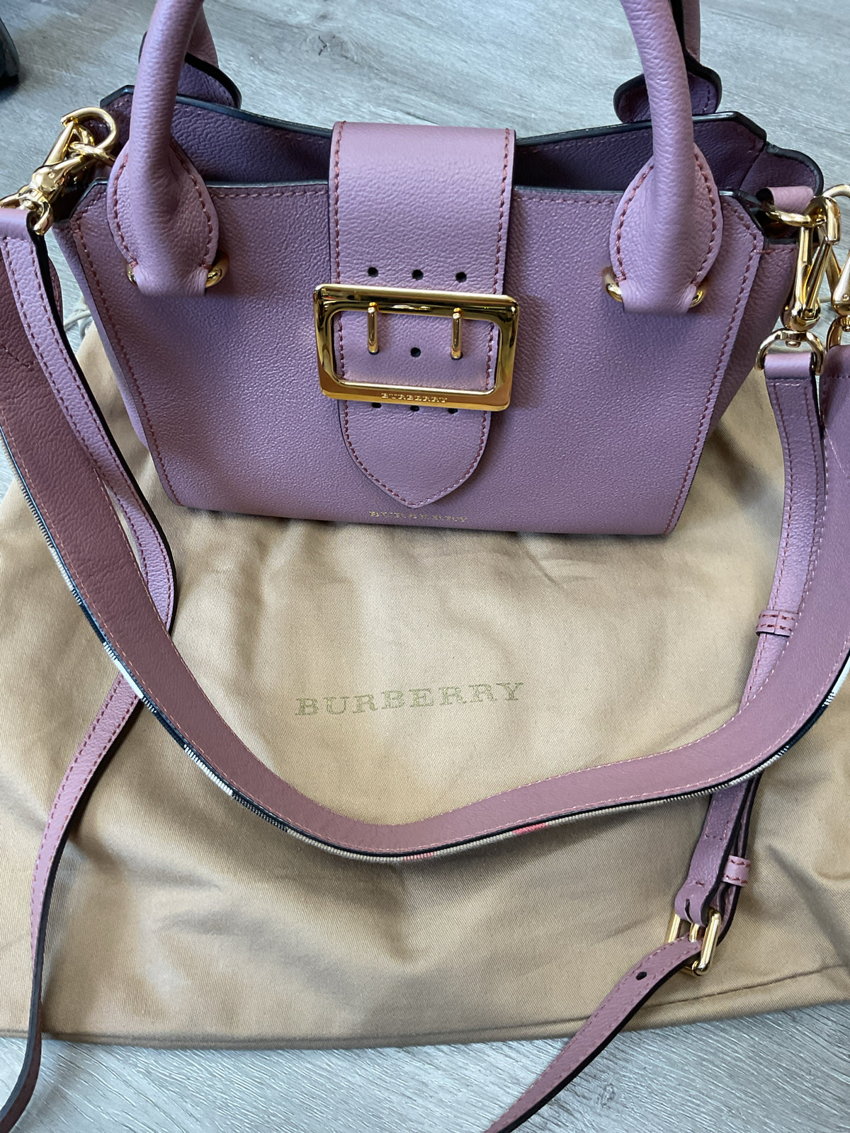 Burberry Purse Mauve Lether gold buckle satchel NWOT nova check