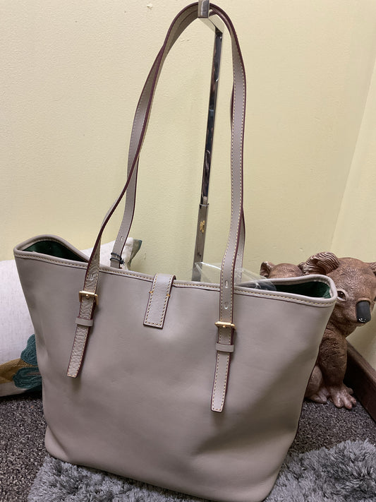 Dooney & Bourke Purse