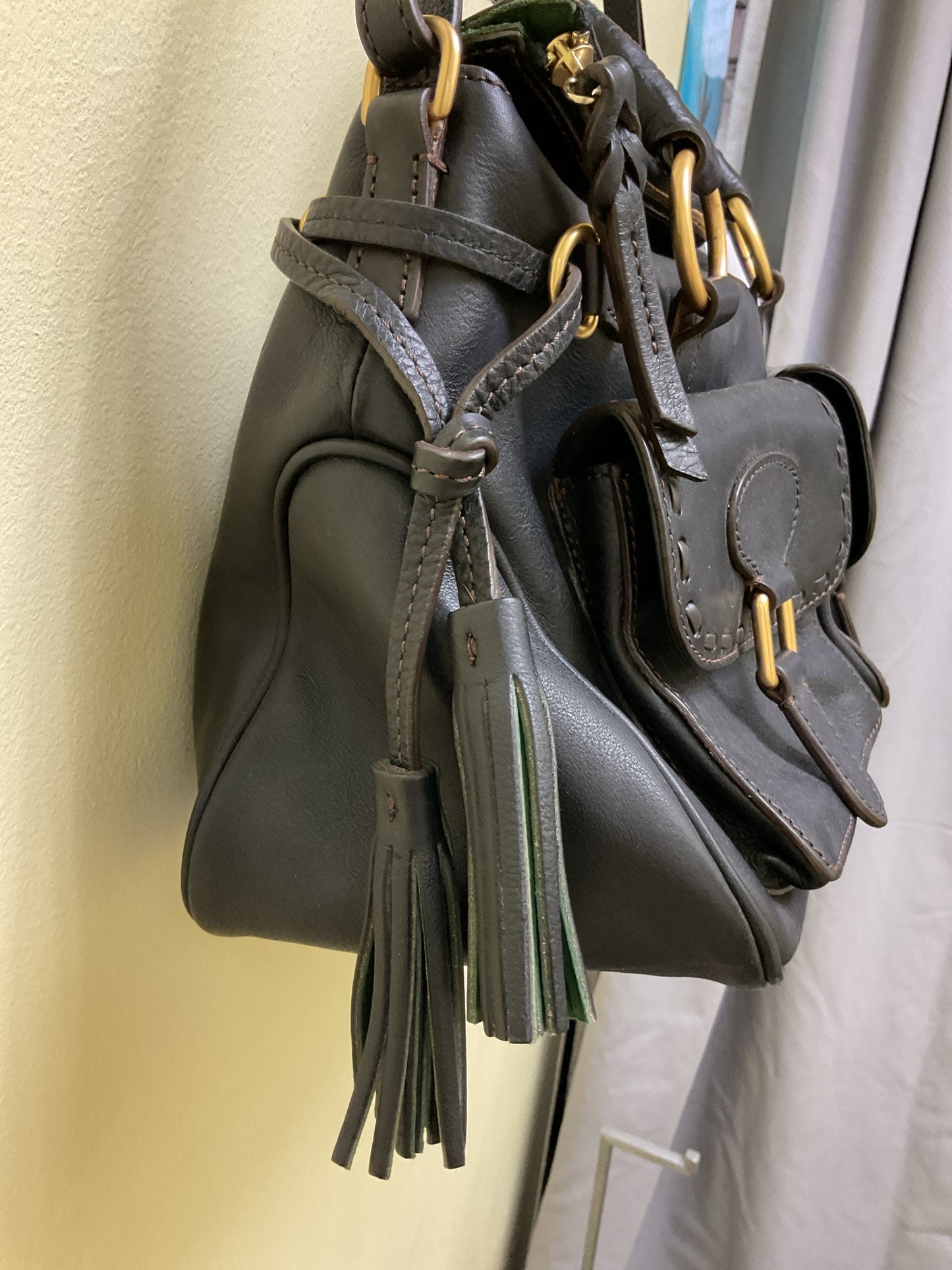 Dooney & Bourke Purse Large black satchel outside pockets NWOT