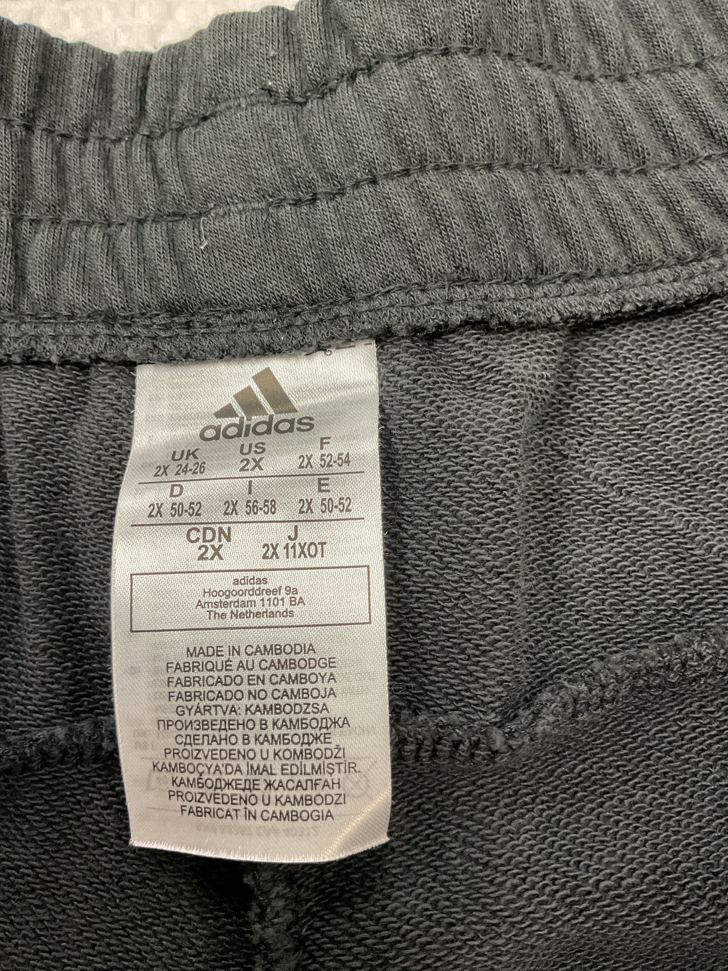 Addidas Size 2X Black Pants