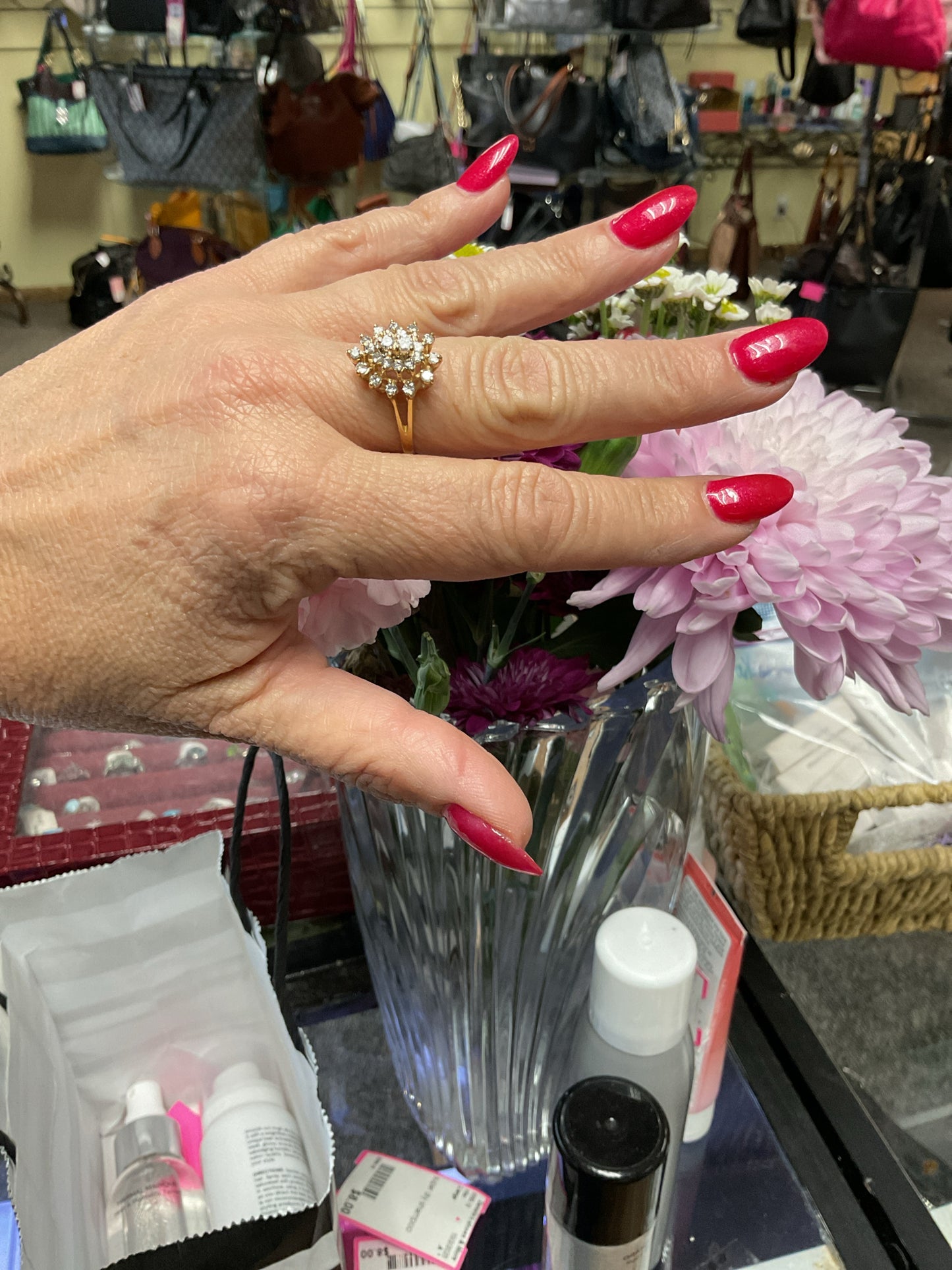 14K Ring diamond cluster 25 diamonds