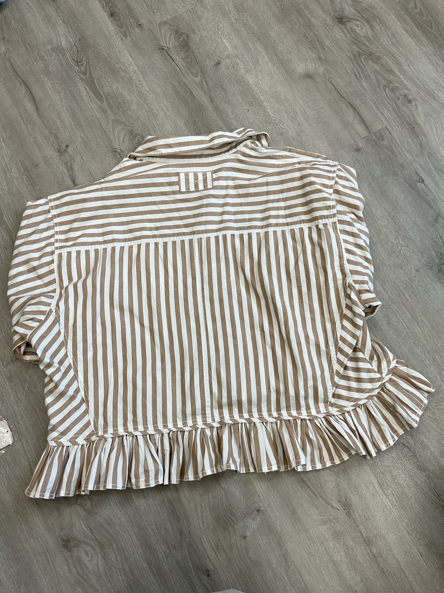 we the free Size M Shirt$128 white & tan striped blouse NWT crop ruffle