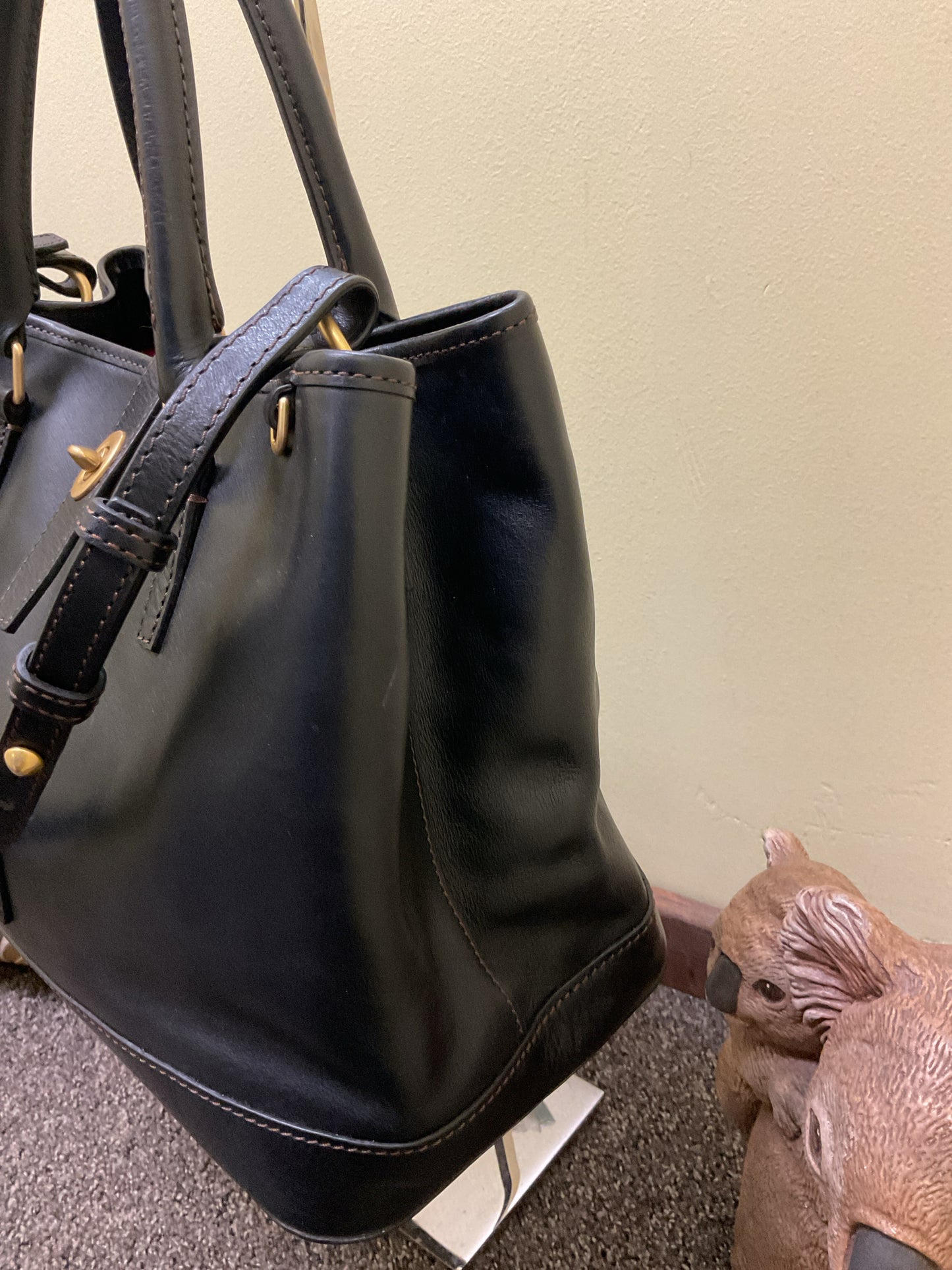 Dooney & Bourke Purse