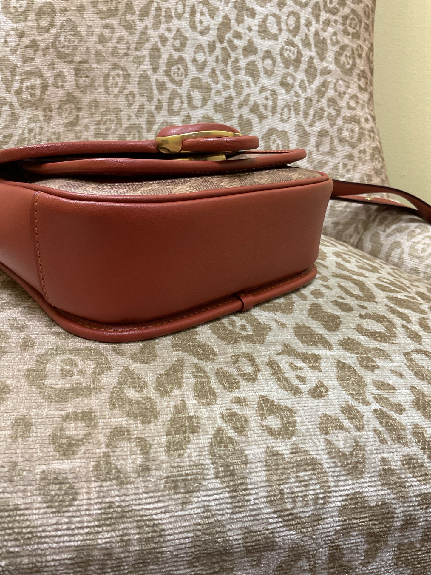 Tabby Messenger coach Purse