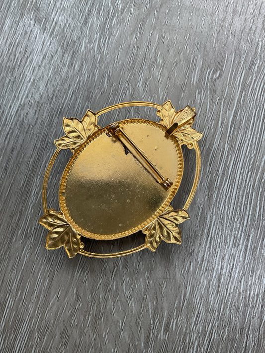 Vintage Brooch large oval gold with tree tiger eye