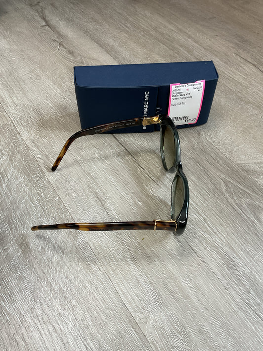 Robert Marc NYC Sunglasses with case green and tortuga small face