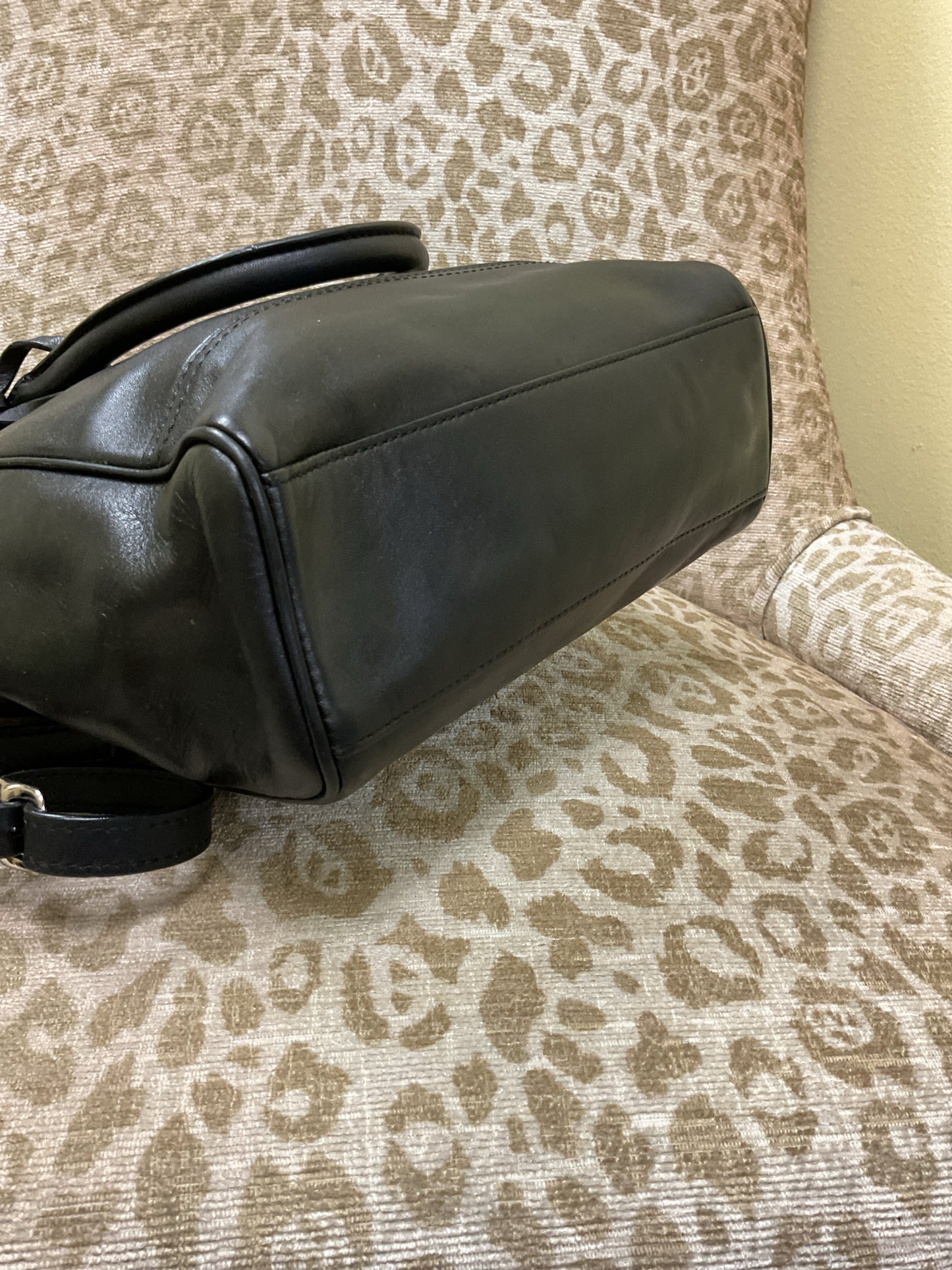 coach Purse black leather 2 way crossbody silver hardwarre & tassels