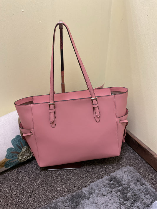 Michael Kors Gilly Large Primrose travel tote