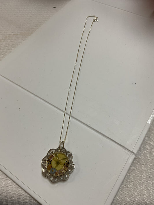 925 Sterling Necklace compressed flower pendant 18" chain