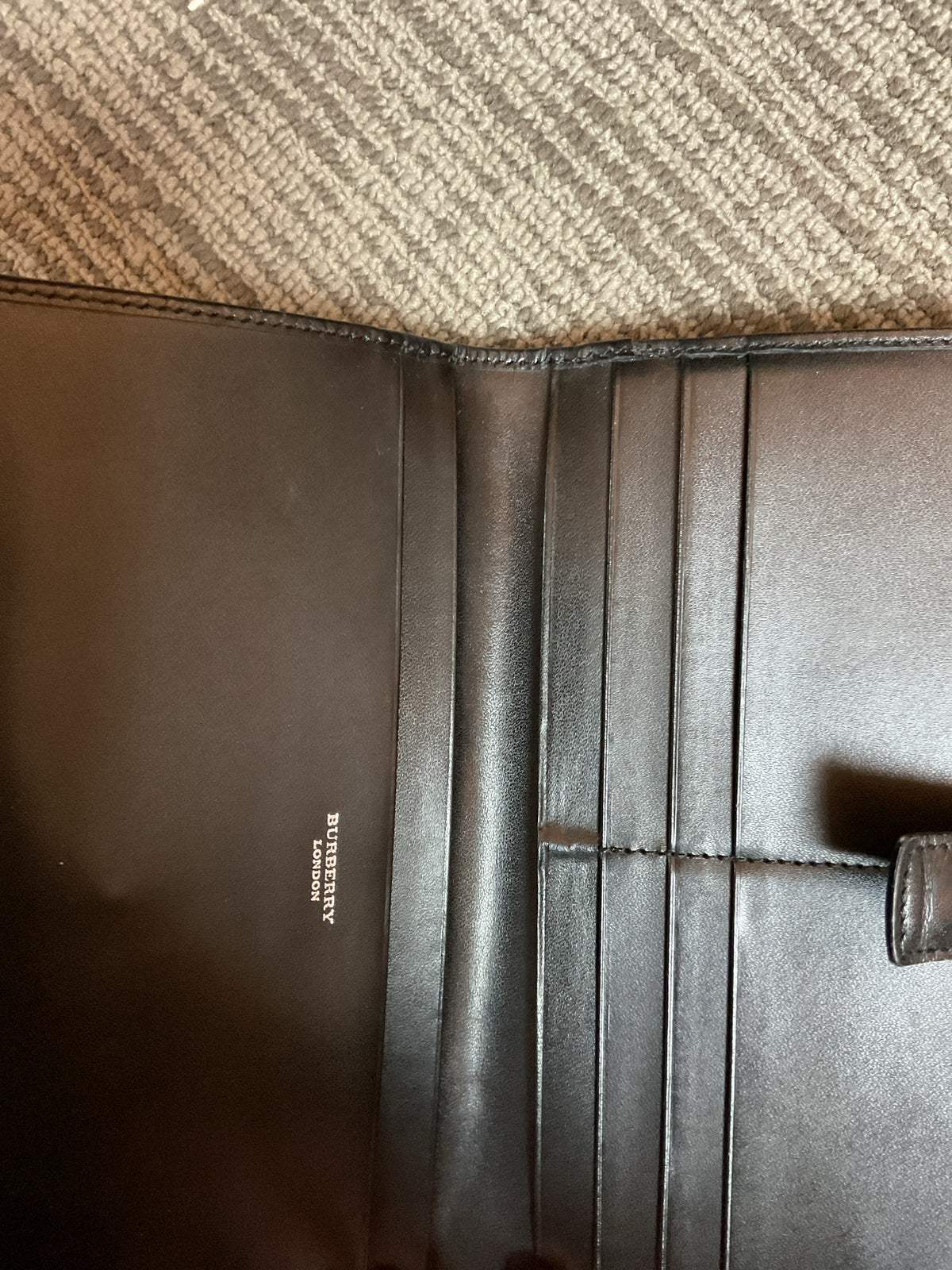 Burberry Purse Classic Nova Check Tote Bag with matching wallet