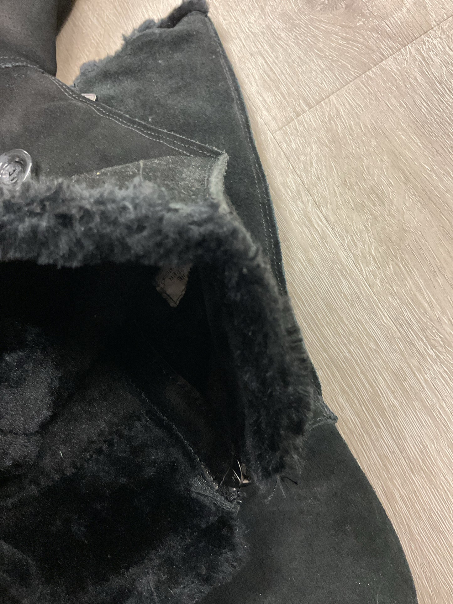 Khombu 9.5 Black Boots SUEDE faux fur lined new tall