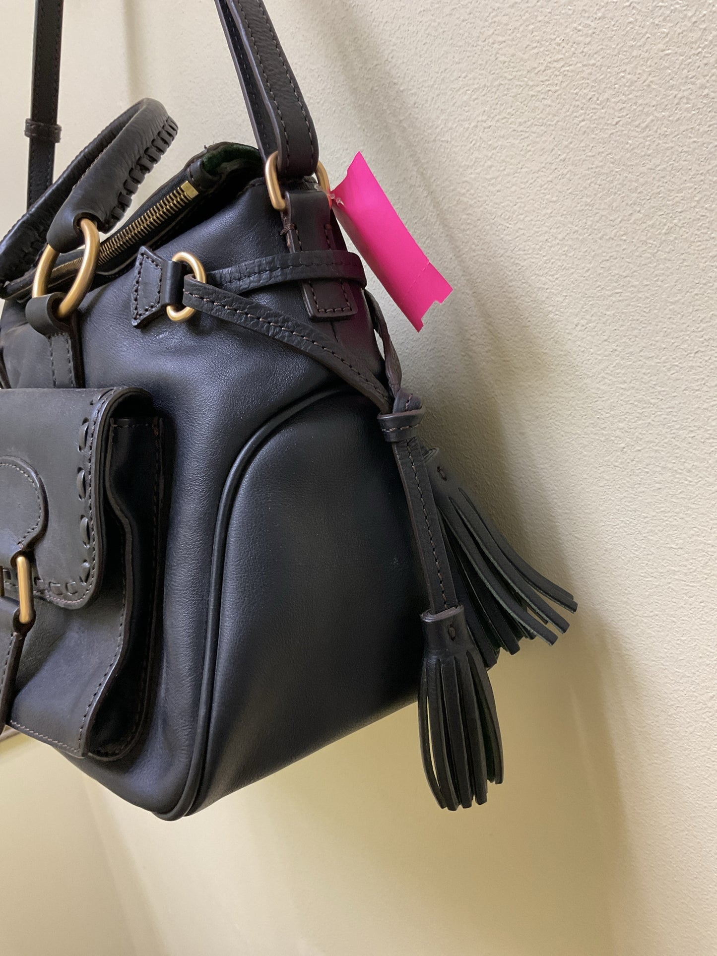 Dooney & Bourke Purse Large black satchel outside pockets NWOT