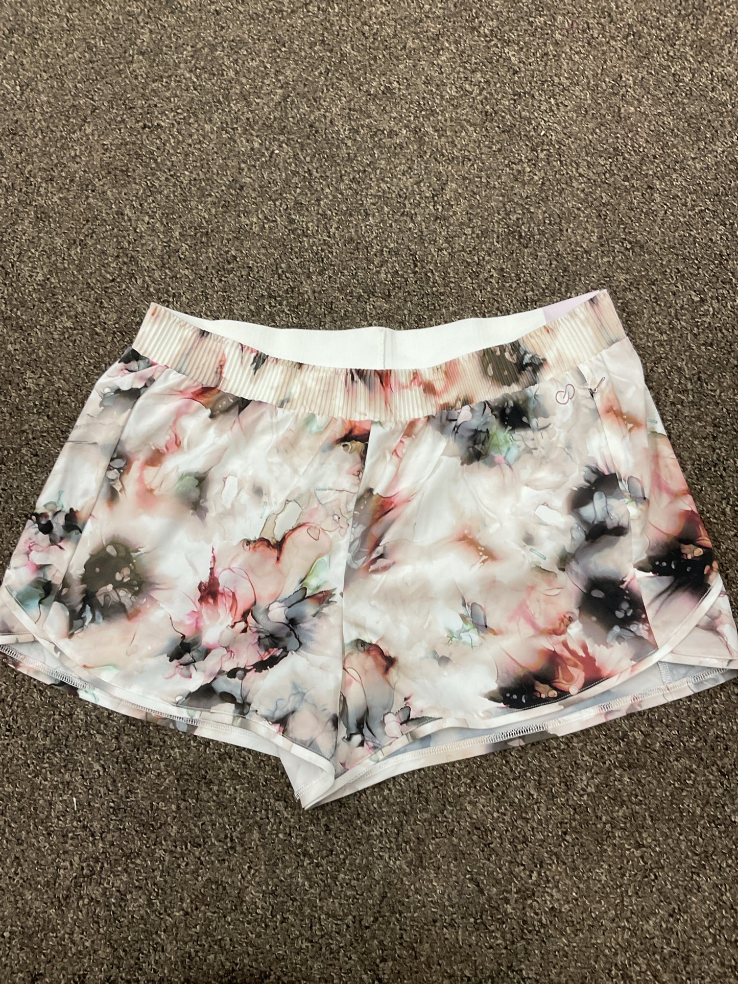 calia Size L White Shorts