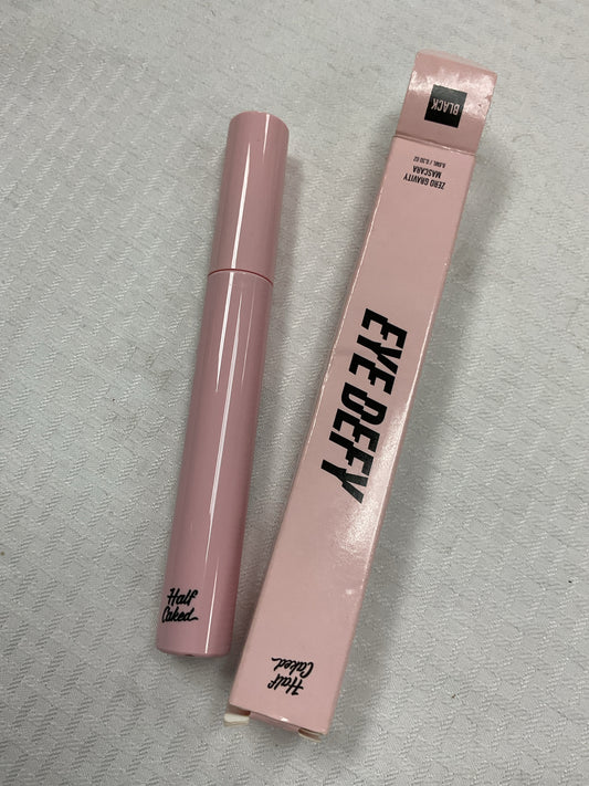 Cosmetics Eye Defy zero gravity Mascara Black