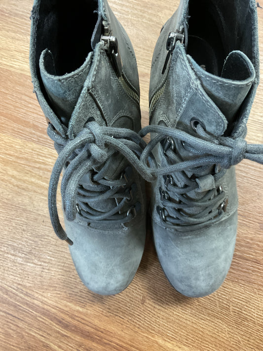 Sorel 7.5 Gray Boots Uptown wedge gray distressed leather