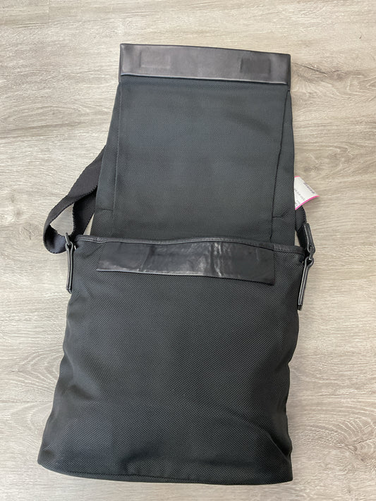 TUMI Purse Ballistic nylon & leather flap messenger