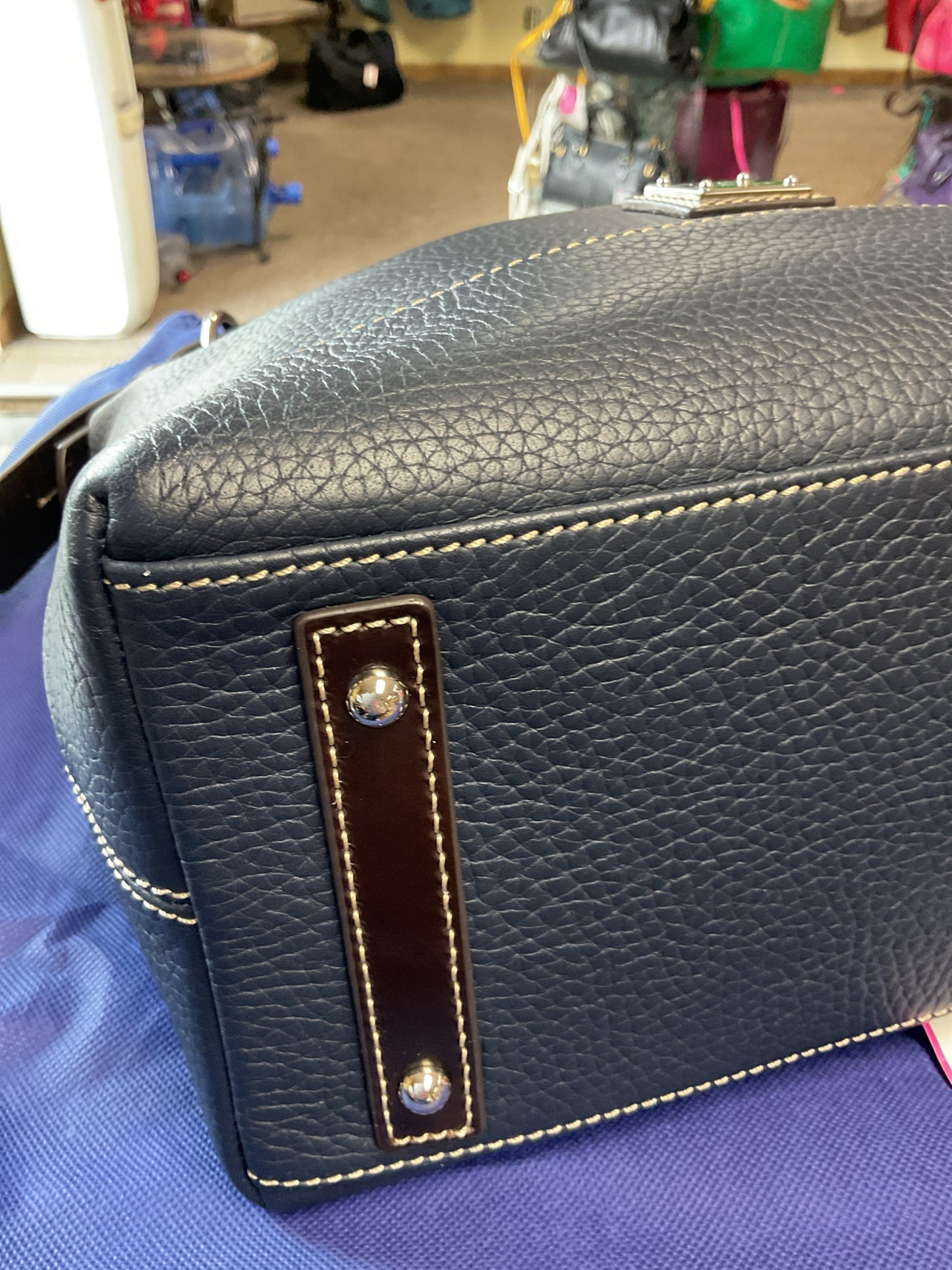 Dooney & Bourke Purse pebbled leather zip shoulder bag