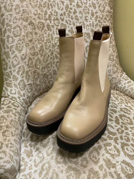 Sam Edelman 9 Cream Boots