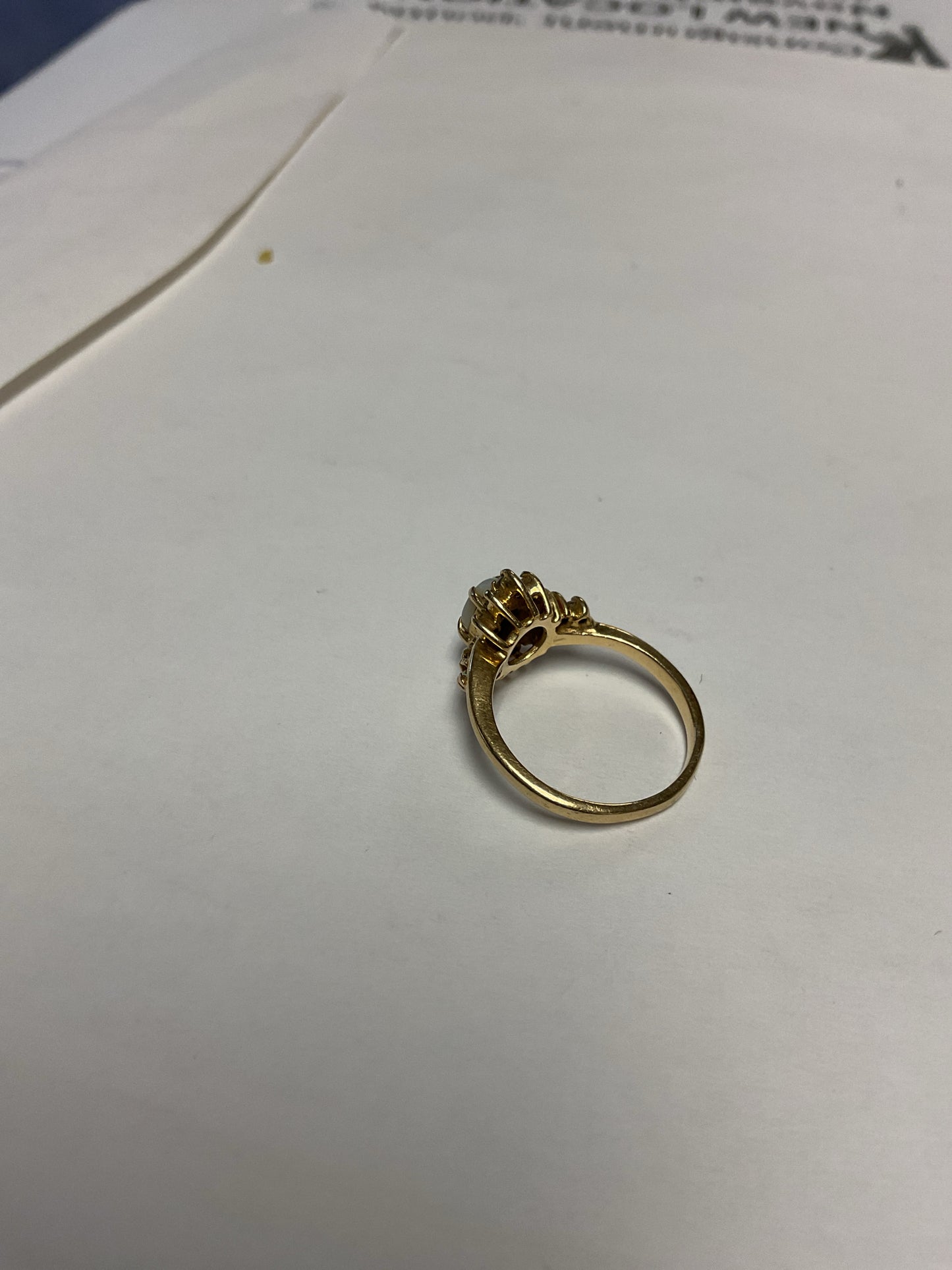 10K Ring opal size 5 yellow gold ring 2.3g