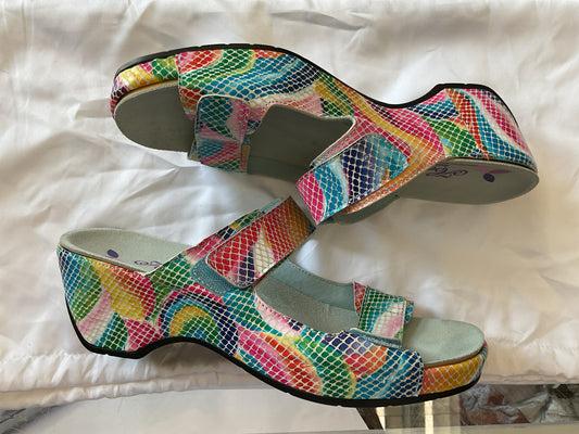 Helle Sandals Spain colorful reptile print NEW slide weedge