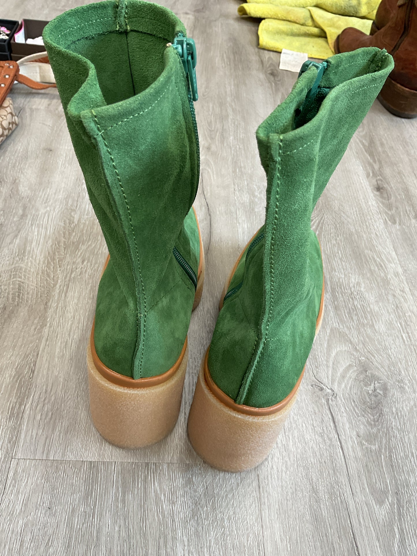 FREE PEOPLE 7.5 Green Boots GIGI suede platform vintage inspired