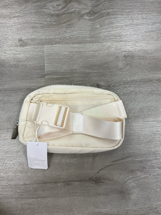 Lululemon Purse new everywhere belt bag
