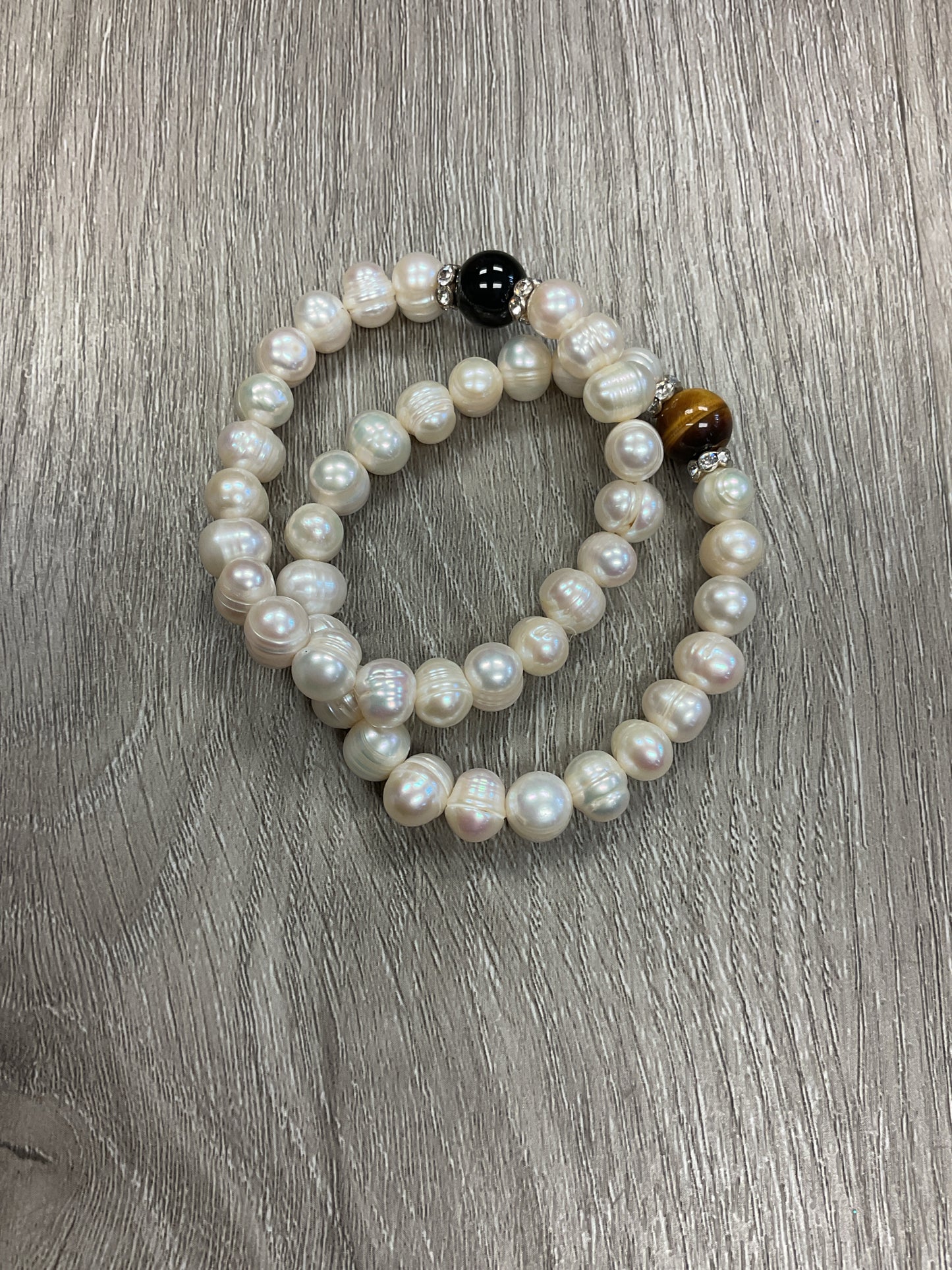fashion Bracelet set of freshwater pearls with tiger eye bead and onyx