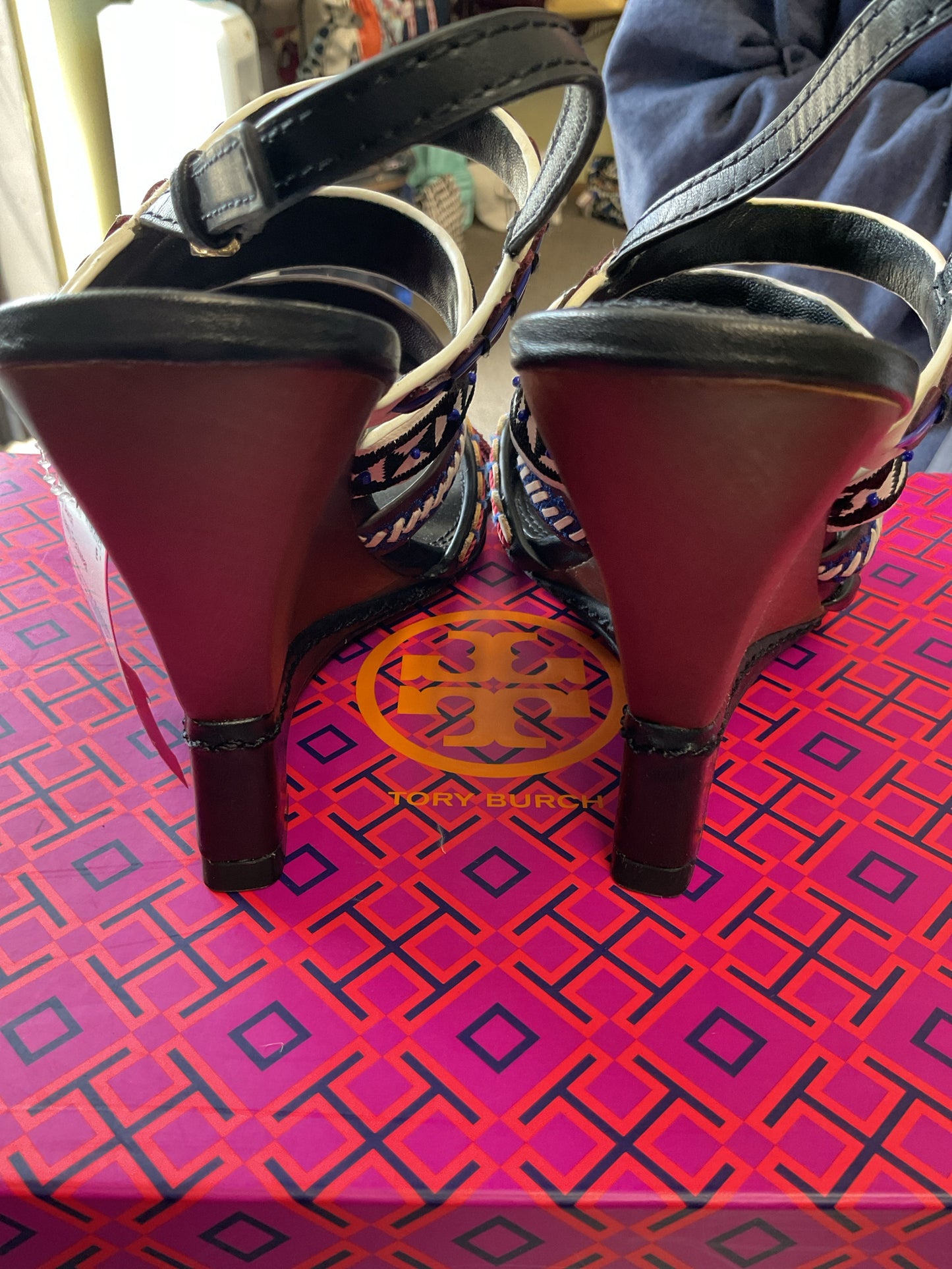 Tory Burch 7 Navy shoes