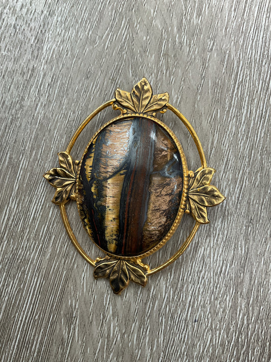 Vintage Brooch large oval gold with tree tiger eye