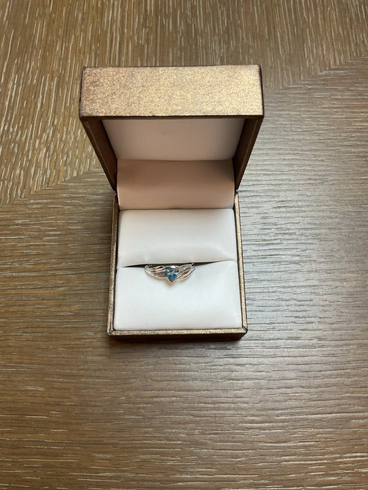 10K Ring new size 9 white gold with blue topaz