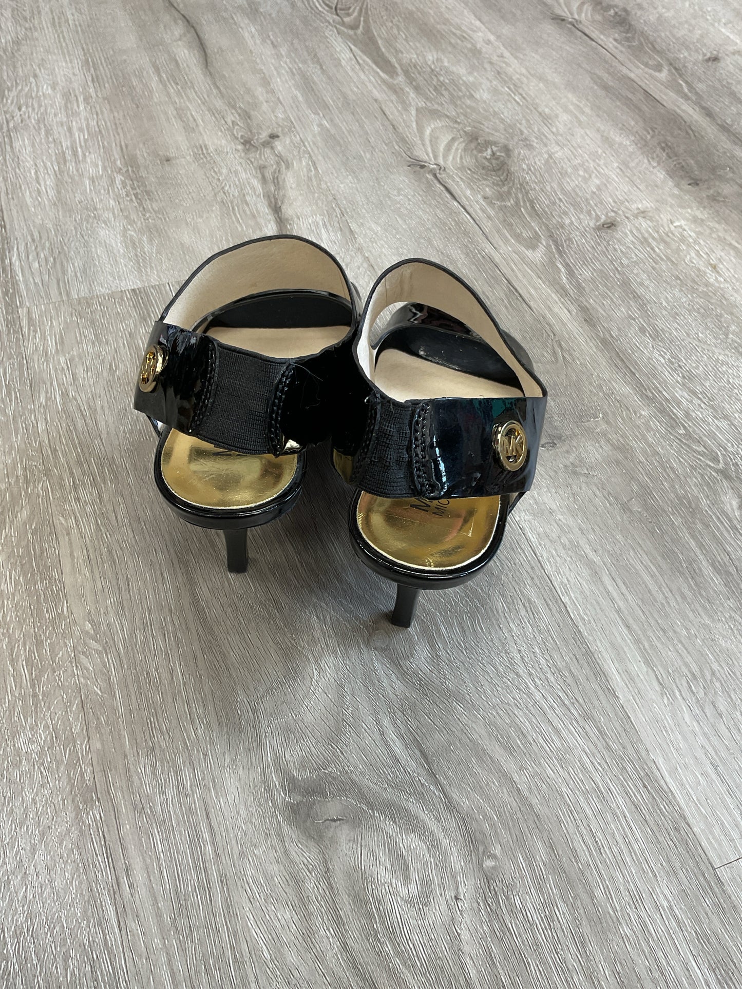 Michael Kors 6 Black Sandals