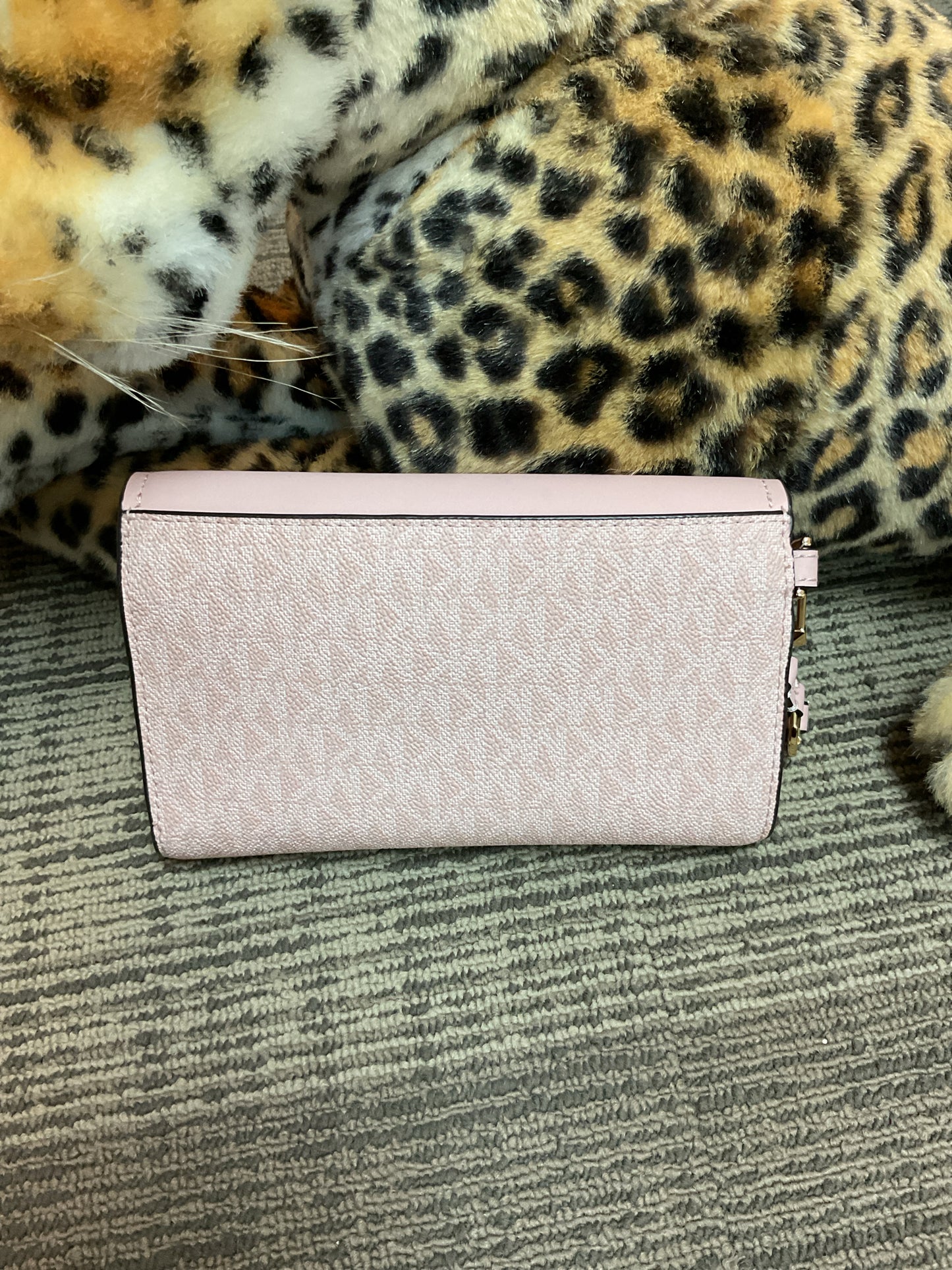 Michael Kors Wallet full size flap wristlet phone case big phone fits in it