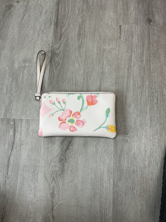 coach Purse  Dreamy Land Floral Print Gold/Chalk wristlet