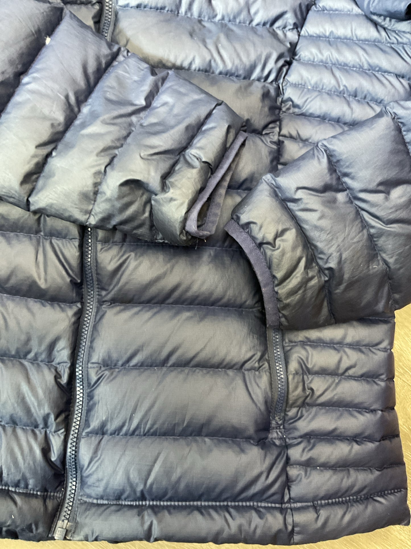 patagonia Size M Navy jacket ladies goose down