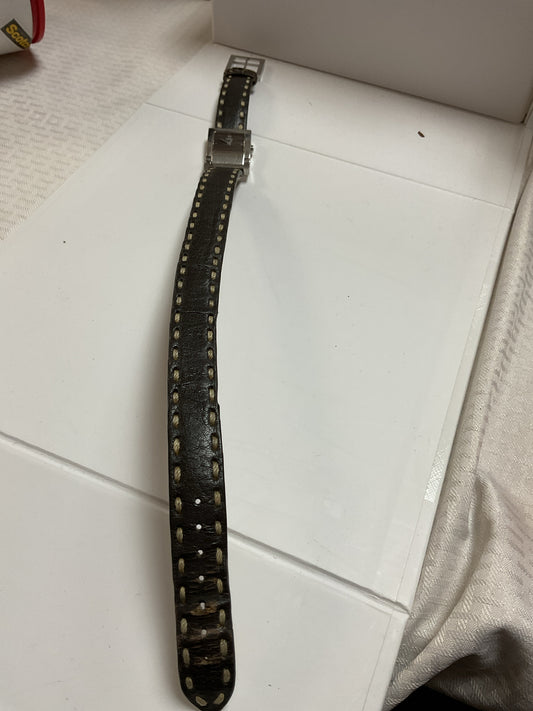 FENDI Watch vintage leather wrap needs battery