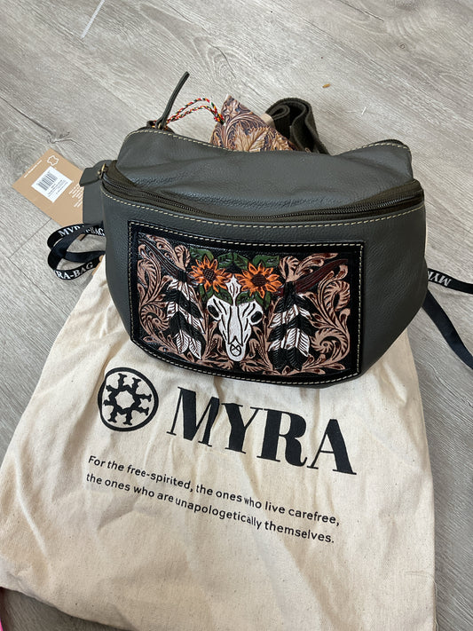 Myra Purse Midnight Herd Fanny Pack Bag NWT steer with sunflower