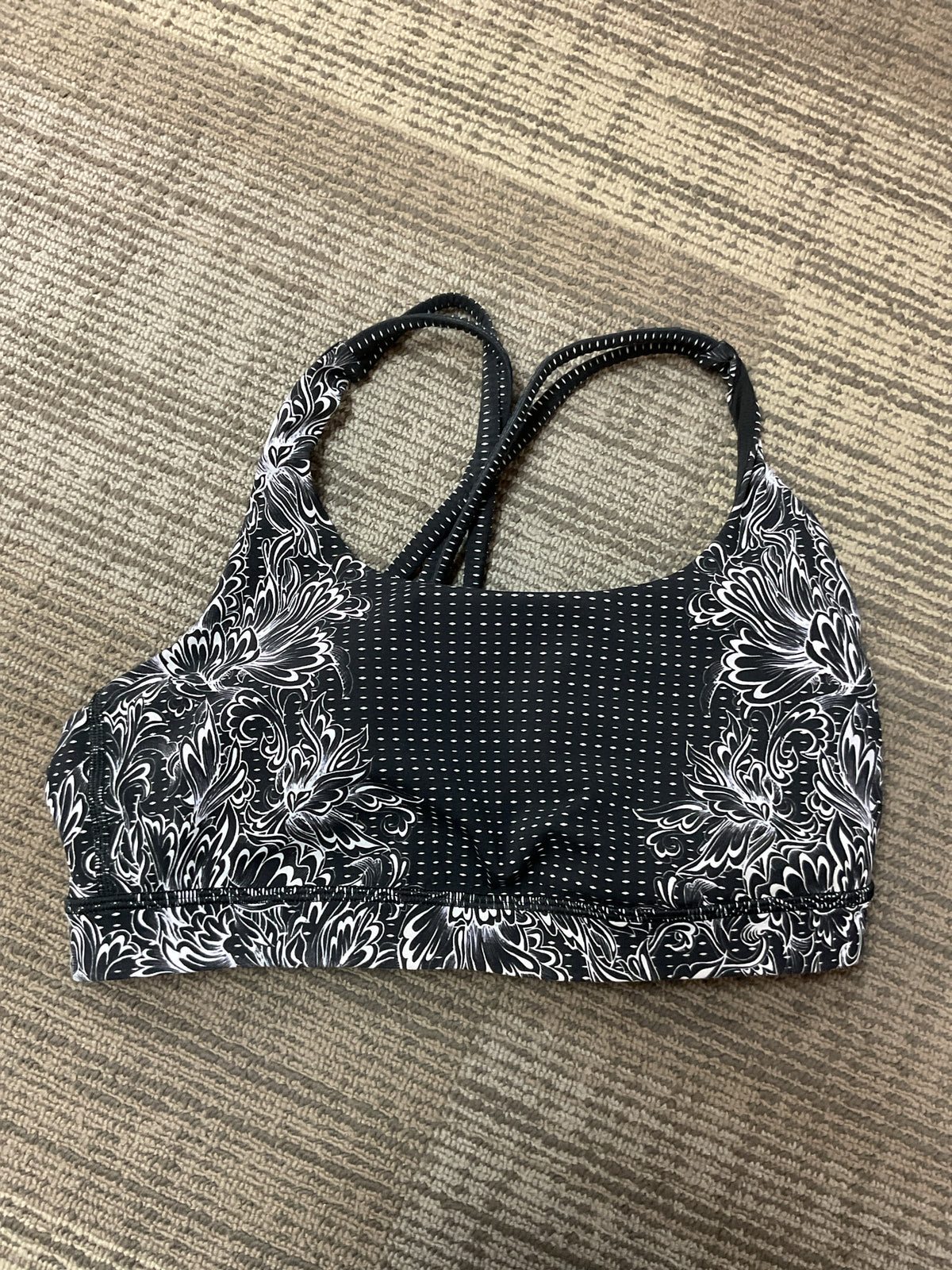 Lululemon Size 8 Black Bra