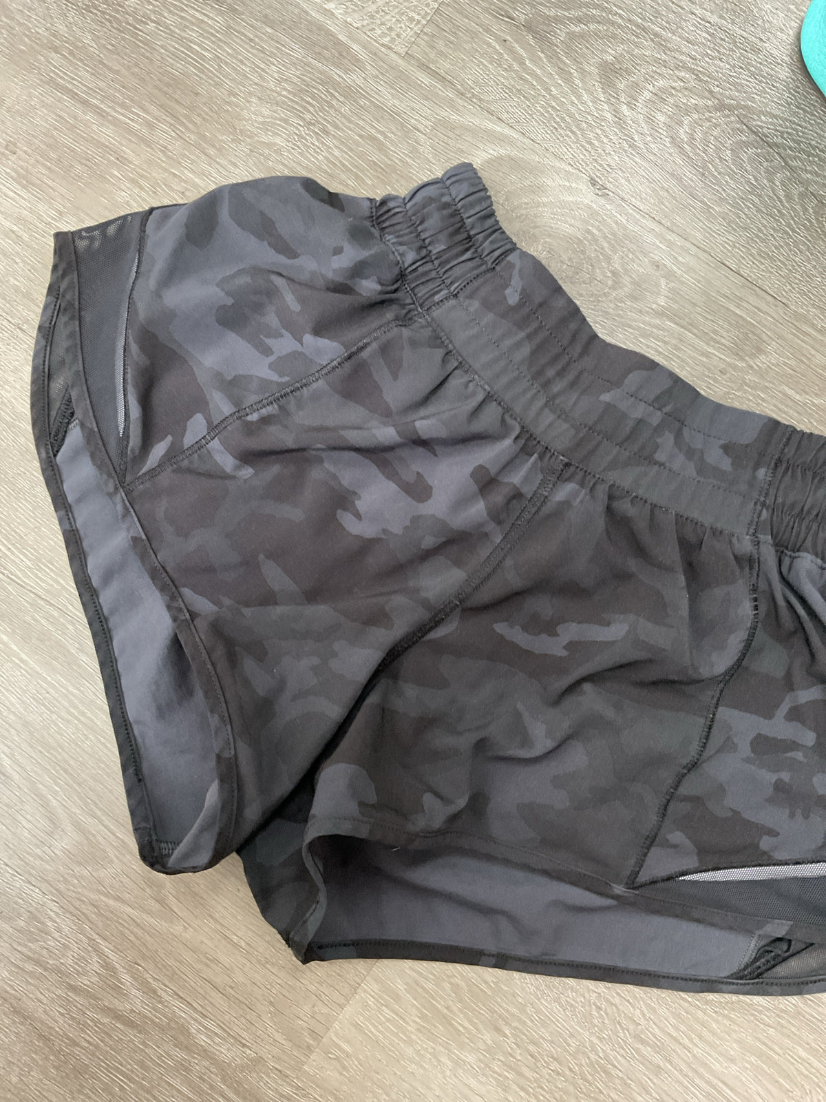 Lululemon Size 2 Camo Shorts