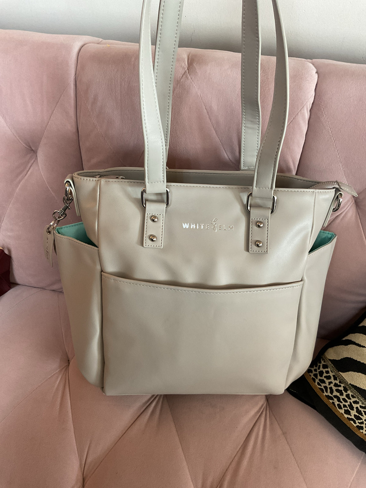 White Elm Purse Like new business tote tablet area water bottle pockets