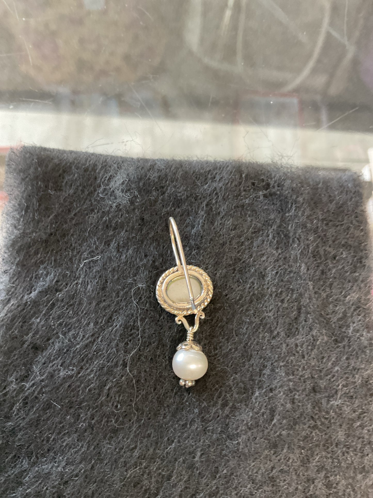 925 Sterling Earrings mother of pearl & freshwater dangle