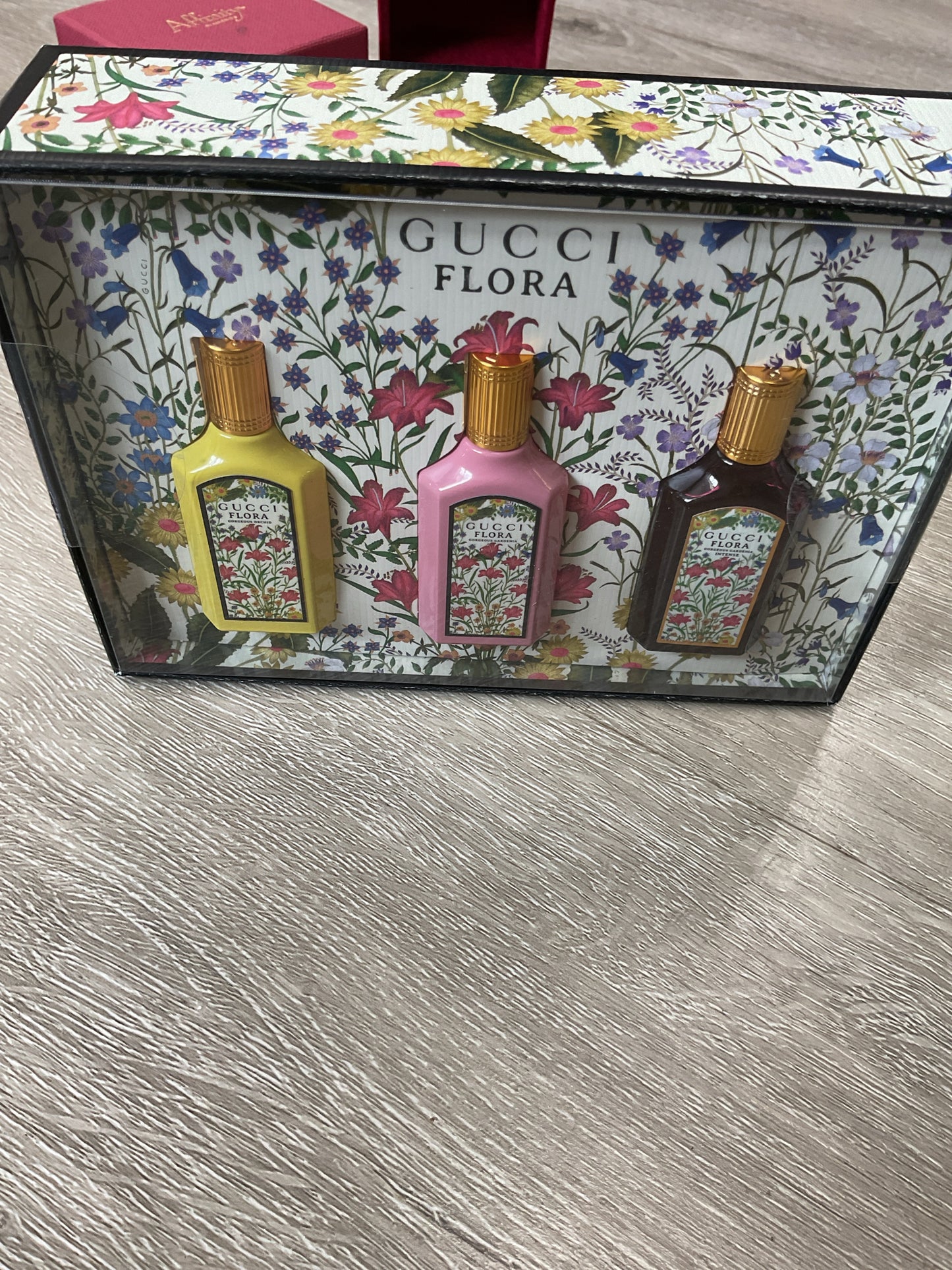perfume Gucci Flora 3 x .16 set