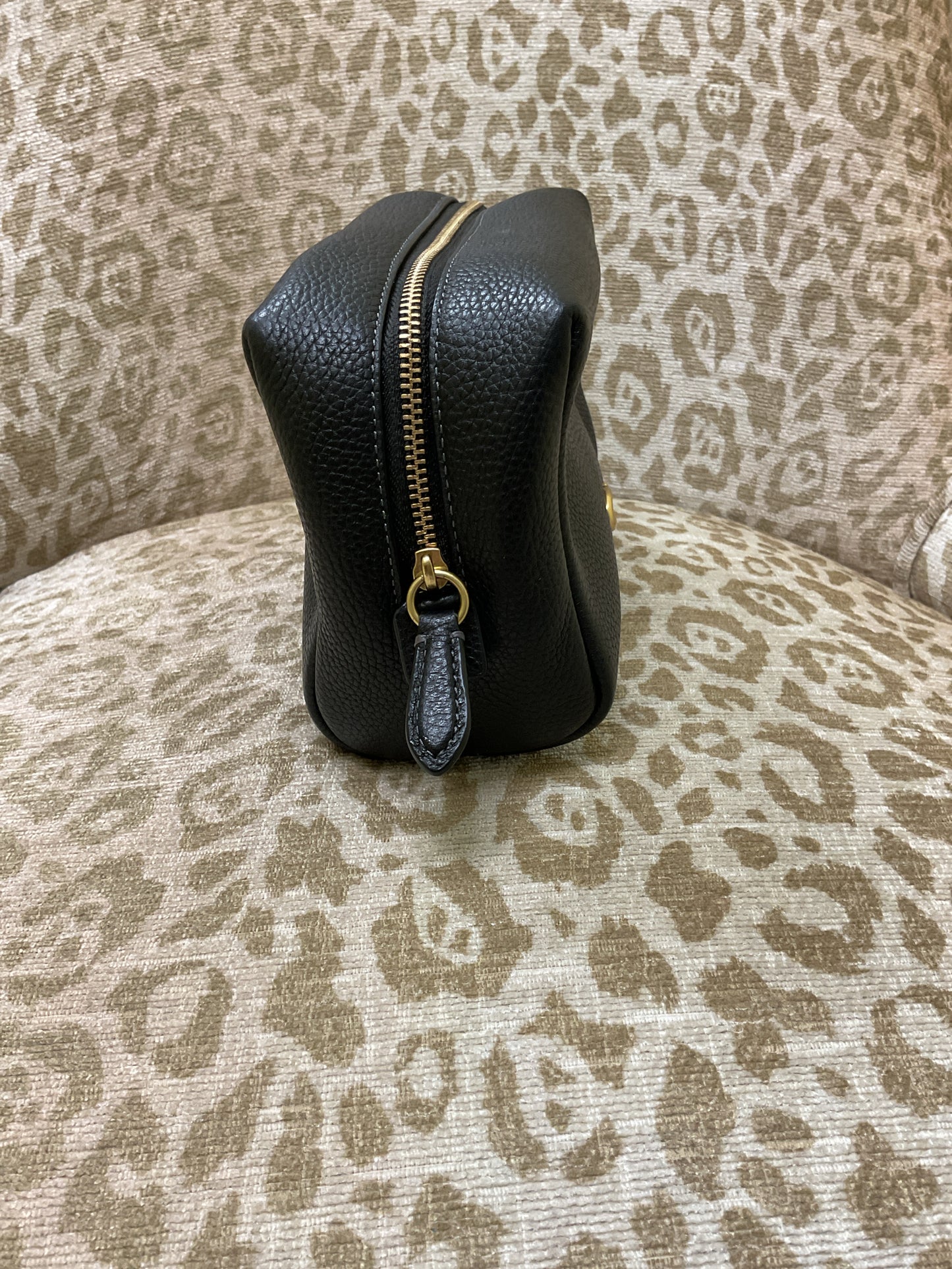 Coach Essential Cosmetic Pouch Pebble Leather CR515 Black