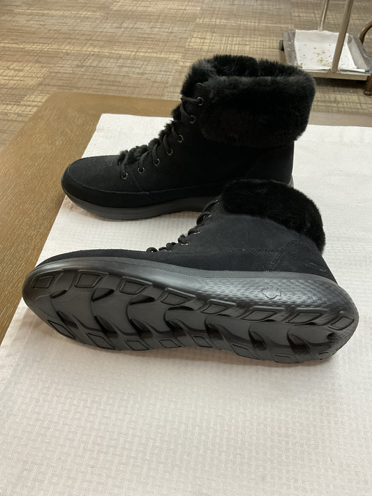 Skechers 10 Black Boots faux fur lined NEW