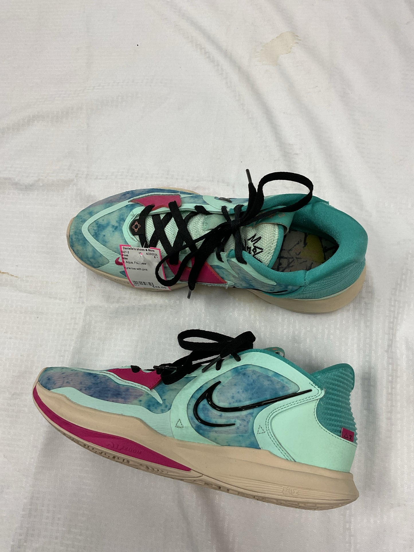 Nike 9 Aqua shoes