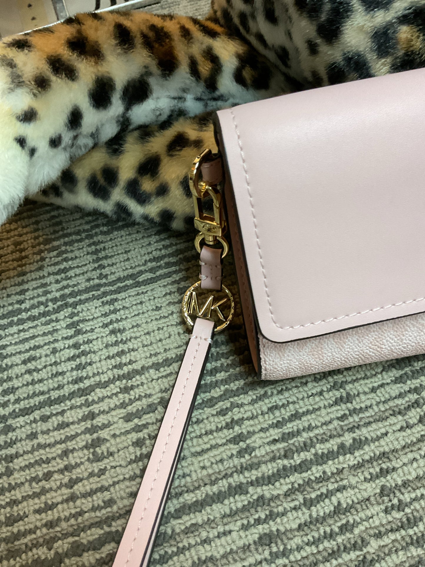 Michael Kors Wallet full size flap wristlet phone case big phone fits in it