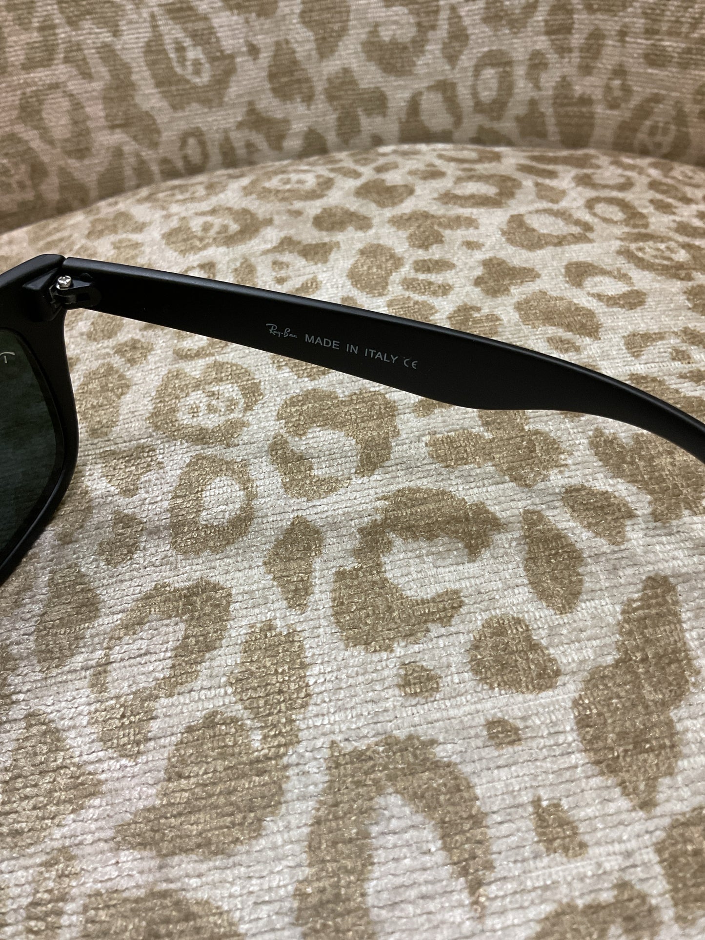 Ray Ban Sunglasses new black RB2140